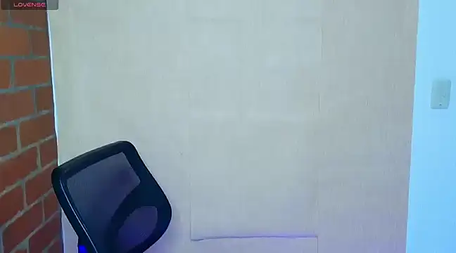 Leandro valenzuela online show from 2, 3, 2025