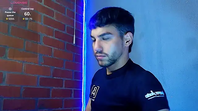 Leandro valenzuela online show from 23, 12, 2025