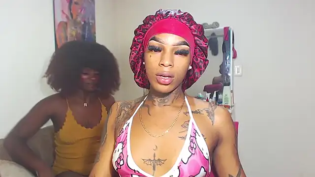 Snapshot of badgirls_cx chatting on 13, 6, 2026 badgirls cx online show from 13, 6, 2026