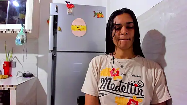 Biancasantillana online show from 20, 10, 2025