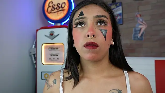 miss collins online show from 27, 3, 2026