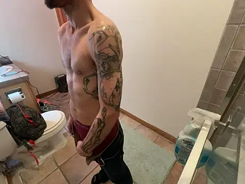 Snapshot of RuffClvb chatting on 10, 12, 2024 RuffClvb online show from 10, 12, 2024