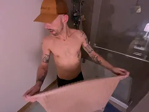 Snapshot of RuffClvb chatting on 28, 1, 2025 RuffClvb online show from 28, 1, 2025