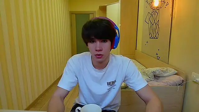 gayGamogey online show from 5, 12, 2025