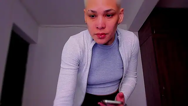 Charlee pink online show from 13, 2, 2026