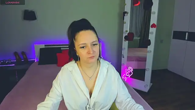 AngellLika online show from 20, 11, 2025