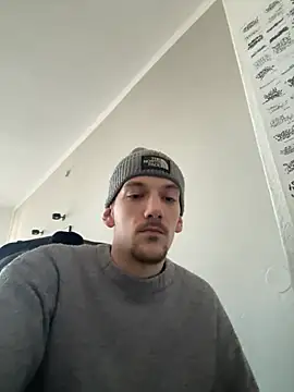 Snapshot of younglongdong030 chatting on 4, 3, 2026 younglongdong030 online show from 4, 3, 2026