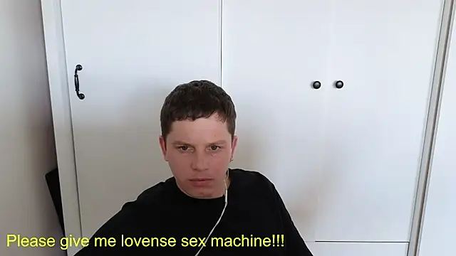 Snapshot of BigL0ve chatting on 25, 4, 2026 BigL0ve online show from 25, 4, 2026
