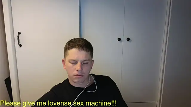 Snapshot of BigL0ve chatting on 2, 6, 2026 BigL0ve online show from 2, 6, 2026