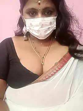 Snapshot of rithikka chatting on 26, 11, 2025 rithikka online show from 26, 11, 2025