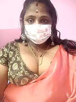 Snapshot of rithikka chatting on 1, 12, 2025 rithikka online show from 1, 12, 2025