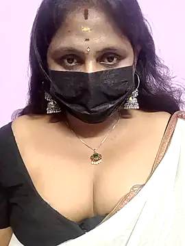 Snapshot of rithikka chatting on 1, 3, 2026 rithikka online show from 1, 3, 2026