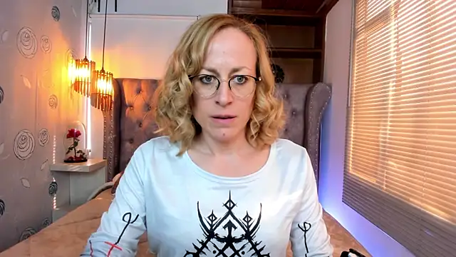 Snapshot of SammySanders chatting on 8, 1, 2025 SammySanders online show from 8, 1, 2025