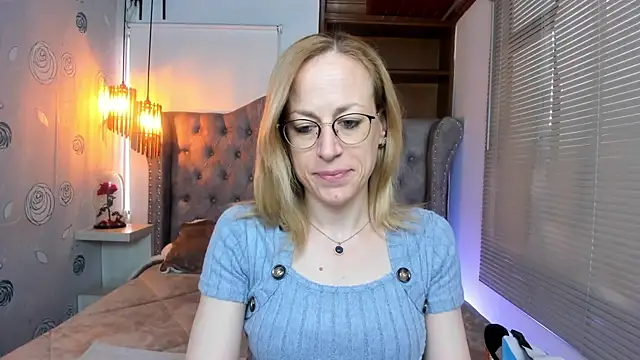 Snapshot of SammySanders chatting on 11, 1, 2025 SammySanders online show from 11, 1, 2025