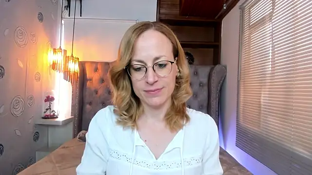 Snapshot of SammySanders chatting on 7, 2, 2025 SammySanders online show from 7, 2, 2025