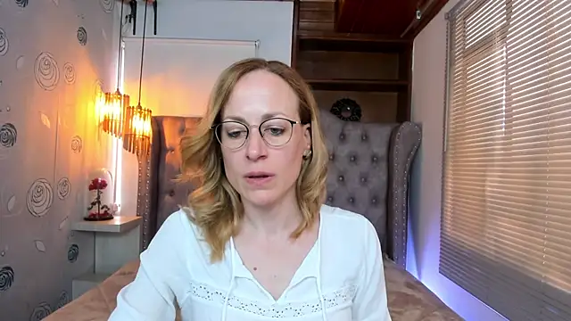 Snapshot of SammySanders chatting on 7, 2, 2025 SammySanders online show from 7, 2, 2025