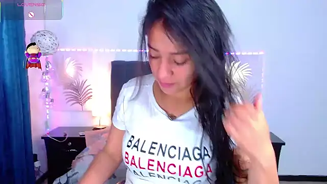 Snapshot of Julietacollins06 chatting on 25, 2, 2025 Julietacollins06 online show from 25, 2, 2025