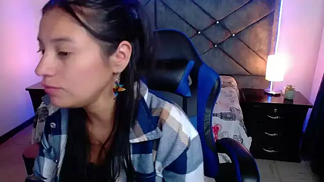 Snapshot of Julietacollins06 chatting on 3, 12, 2025 Julietacollins06 online show from 3, 12, 2025