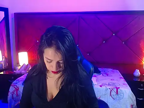 Snapshot of Julietacollins06 chatting on 4, 5, 2026 Julietacollins06 online show from 4, 5, 2026