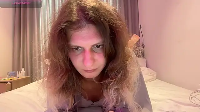 Alice Pinkhead online show from 12, 2, 2026