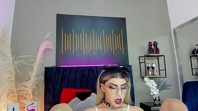 Snapshot of BrianaSchafer chatting on 28, 1, 2025 BrianaSchafer online show from 28, 1, 2025