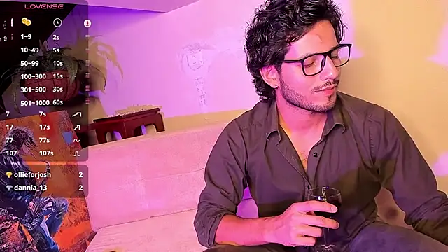 Nicholasrodrii online show from 20, 12, 2024