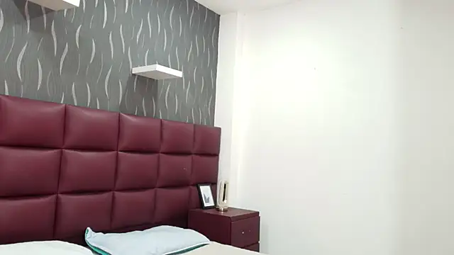 Snapshot of brianaGuzman chatting on 20, 9, 2025 brianaGuzman online show from 20, 9, 2025