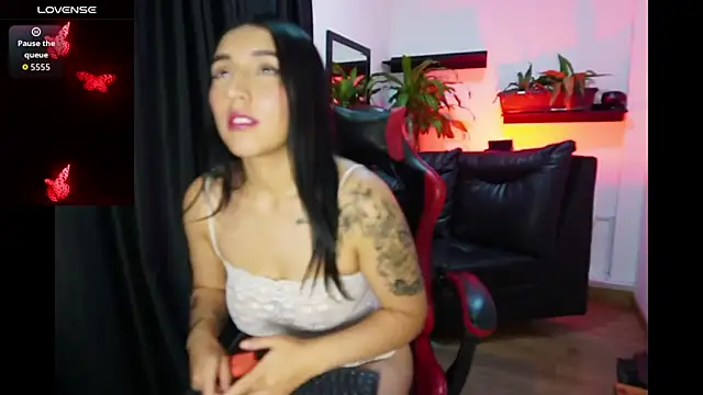 amy fox2 online show from 18, 11, 2025