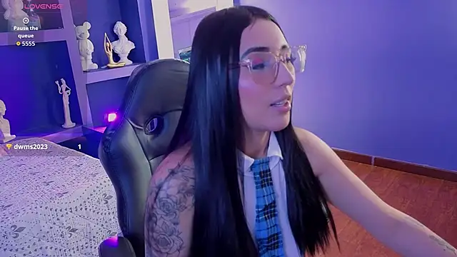 amy fox2 online show from 23, 3, 2026