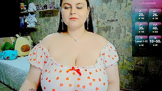 Snapshot of WhisperInTheDarkk chatting on 8, 5, 2026 WhisperInTheDarkk online show from 8, 5, 2026