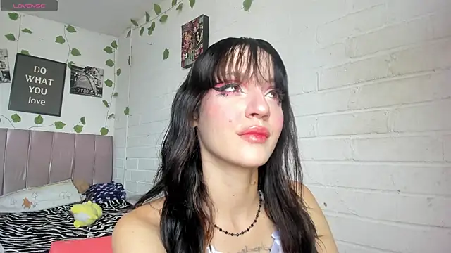 Snapshot of katt__black__ chatting on 11, 5, 2026 katt black online show from 11, 5, 2026