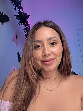 Snapshot of vixen_allure chatting on 25, 10, 2025 vixen allure online show from 25, 10, 2025