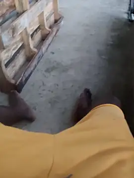 BeetledFlouter12 online show from 21, 12, 2025