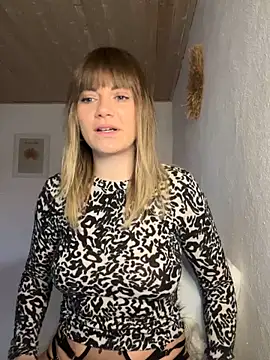 Snapshot of Milla__one chatting on 3, 12, 2024 Milla  one online show from 3, 12, 2024