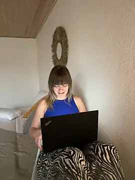 Snapshot of Milla__one chatting on 31, 12, 2024 Milla  one online show from 31, 12, 2024