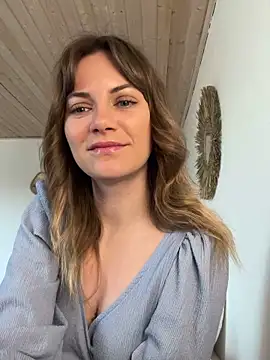 Snapshot of Milla__one chatting on 19, 2, 2025 Milla  one online show from 19, 2, 2025