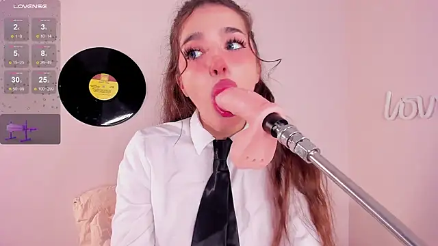 LosAlicee online show from 22, 10, 2025