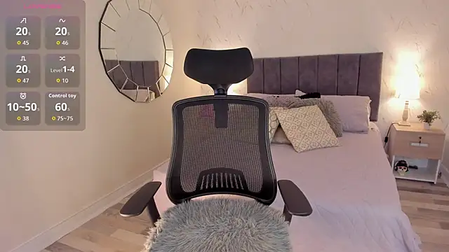 CyntiaAdams online show from 6, 11, 2025