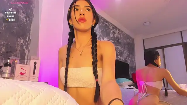 Snapshot of LiaFlowers chatting on 25, 1, 2025 LiaFlowers online show from 25, 1, 2025