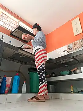 katysquirtdirty online show from 4, 2, 2026