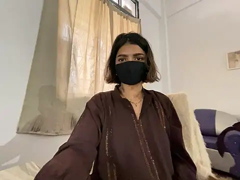 MaYaa  11 online show from 22, 1, 2025