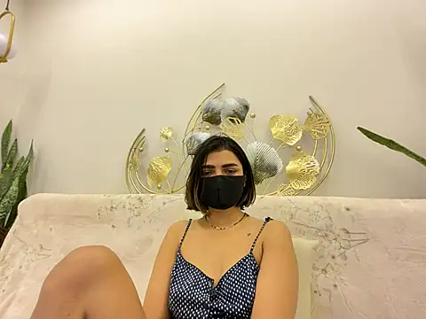 MaYaa  11 online show from 18, 2, 2025