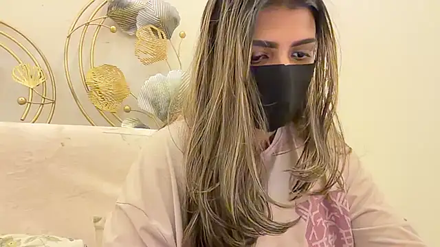 Snapshot of MaYaa__11 chatting on 8, 6, 2026 MaYaa 11 online show from 8, 6, 2026