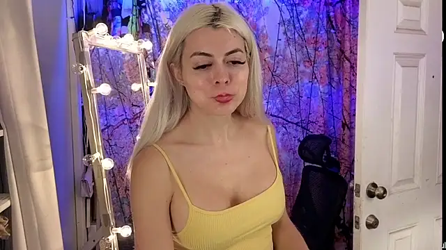 Snapshot of cunty_tranny_lydia chatting on 14, 5, 2026 cunty tranny lydia online show from 14, 5, 2026