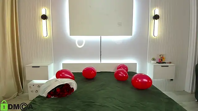 Lola Peach online show from 14, 2, 2025