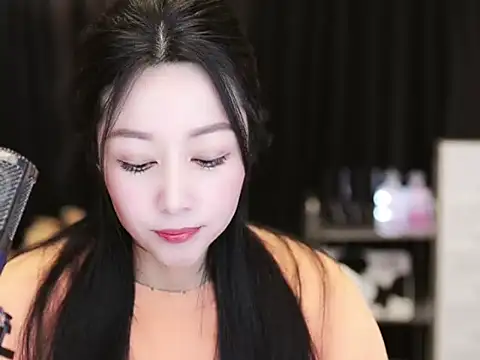 Nuyoah-77 online show from 21, 3, 2025