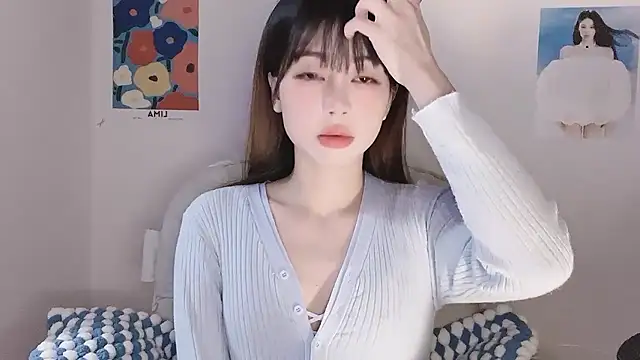 Snapshot of -Hottie chatting on 12, 1, 2026 -Hottie online show from 12, 1, 2026