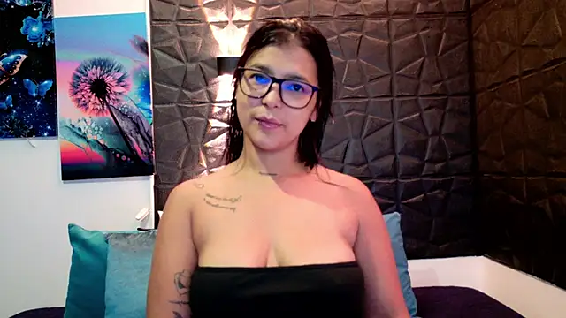 Snapshot of graceymilf666 chatting on 3, 2, 2026 graceymilf666 online show from 3, 2, 2026