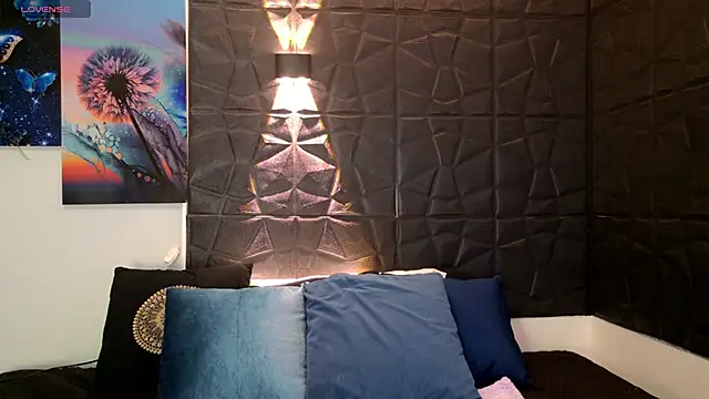 Snapshot of graceymilf666 chatting on 27, 2, 2026 graceymilf666 online show from 27, 2, 2026