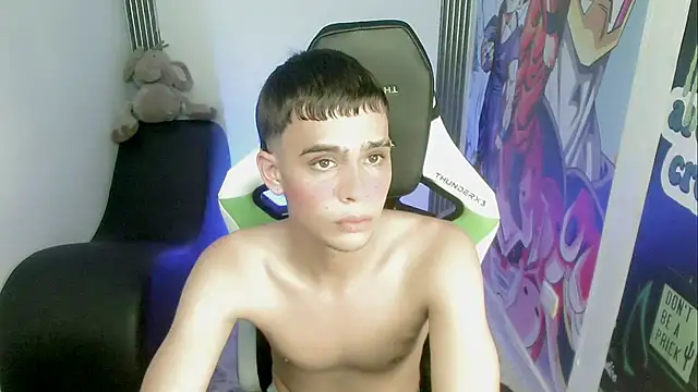 zacariasss  online show from 3, 12, 2024